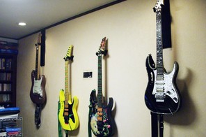 Guitars １
