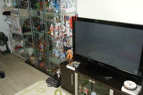 テレビ周辺