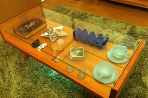 センターテーブル
