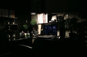 デスクライトを変えました☆