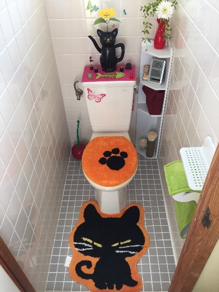 トイレ全景
